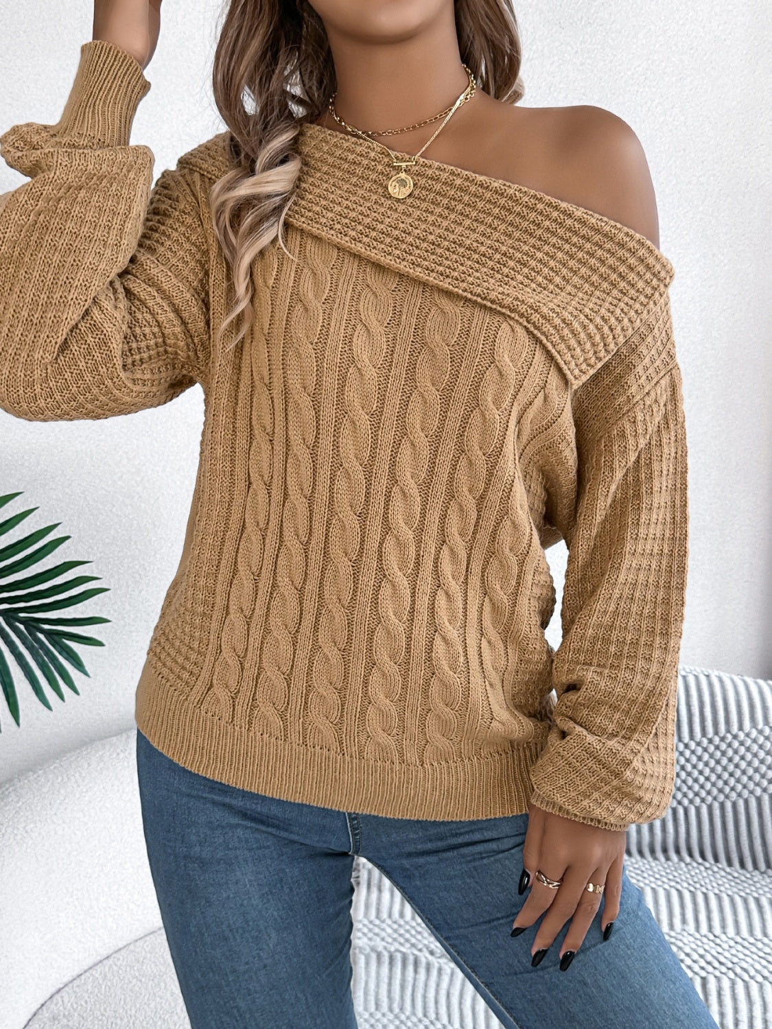 Olivia® | Langarmpullover mit Zopfmuster und einer Schulter