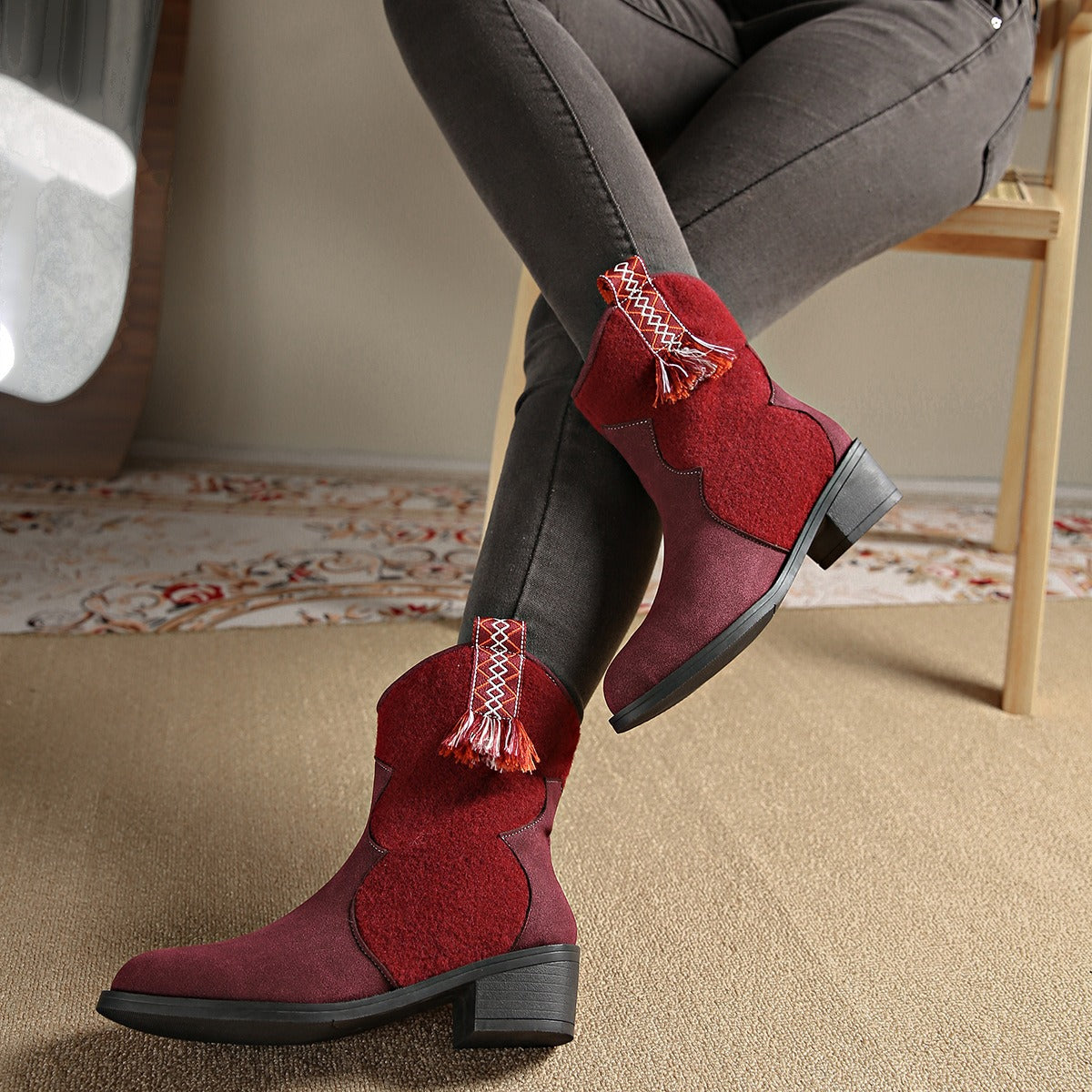 Alba® | Wildlederstiefel mit spitzer Zehenpartie und Blockabsatz