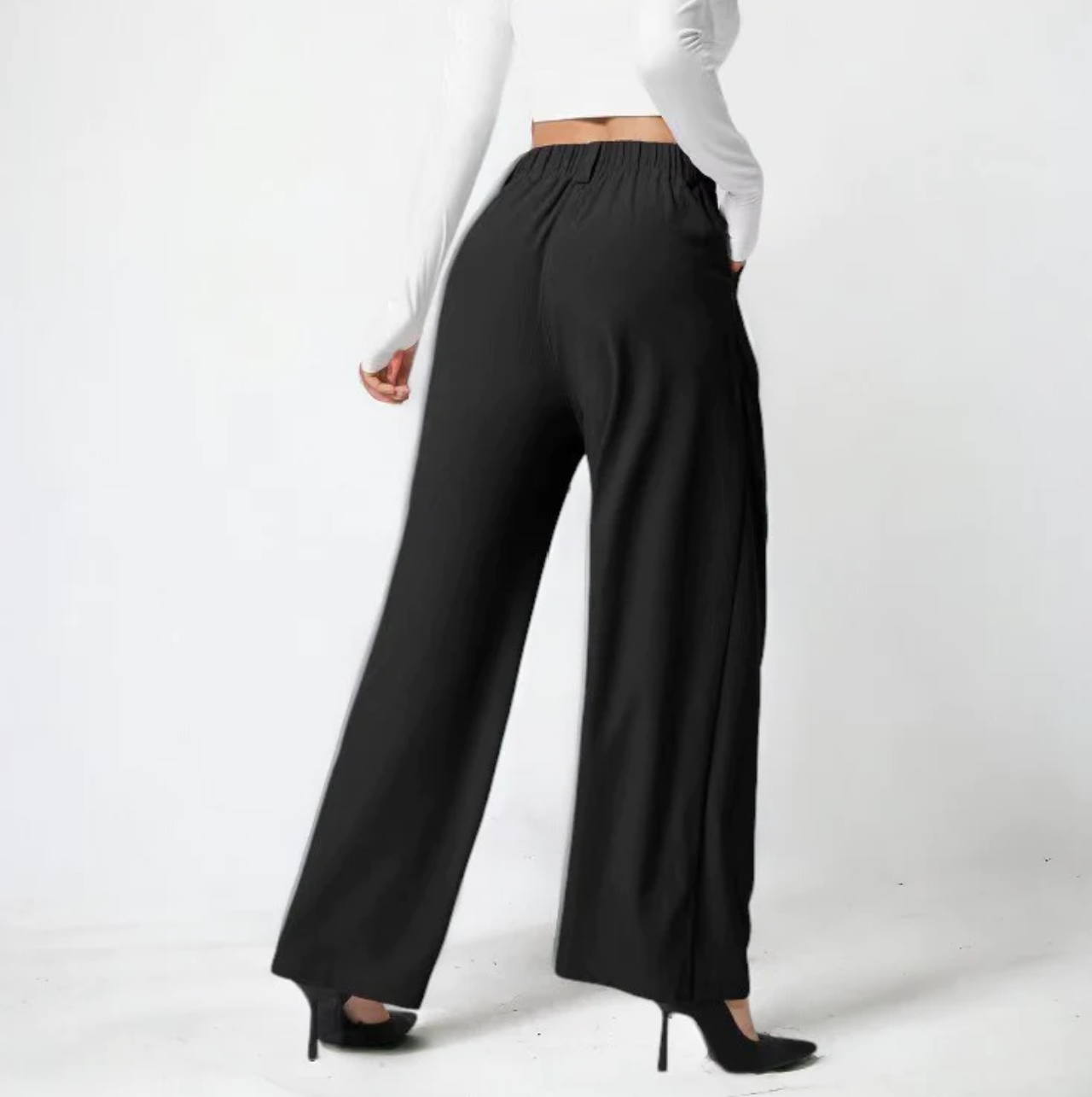 Damenhose mit hoher Taille und weitem Bein