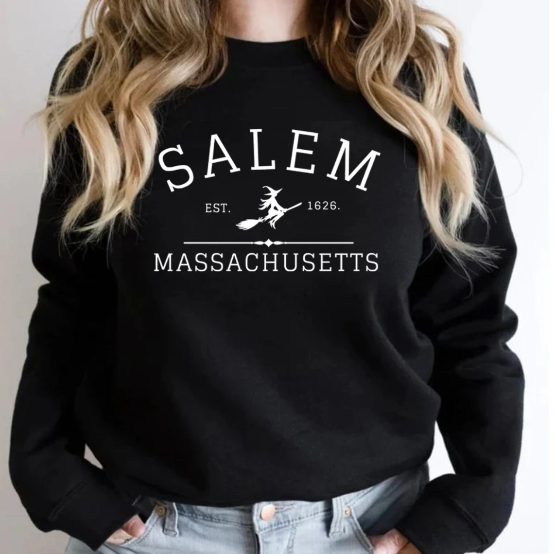 Zelda® | Lässiges Sweatshirt mit Salem-Massachusetts-Design