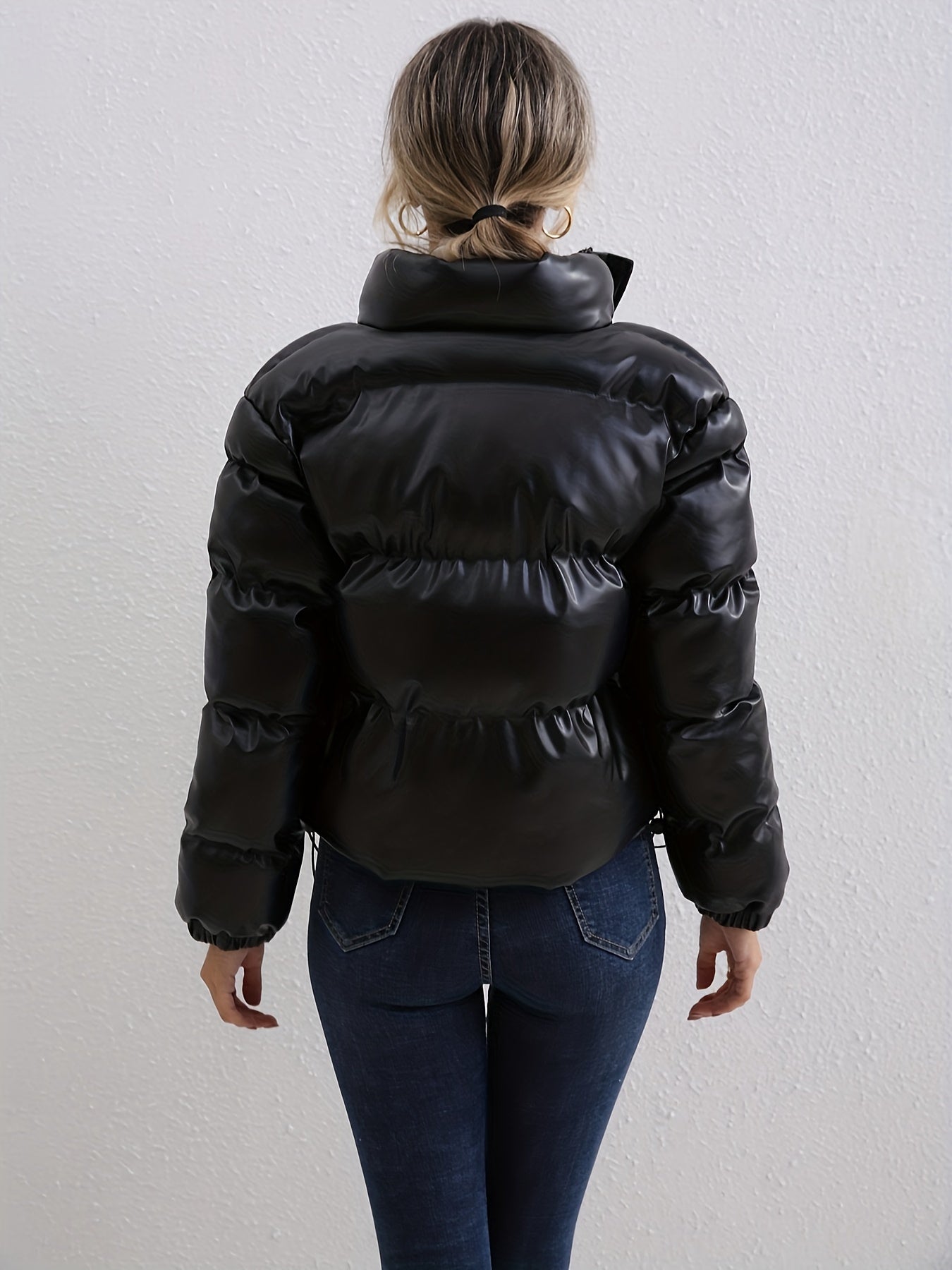 Zahara® | Schwarze kurze Pufferjacke mit Daunenfüllung