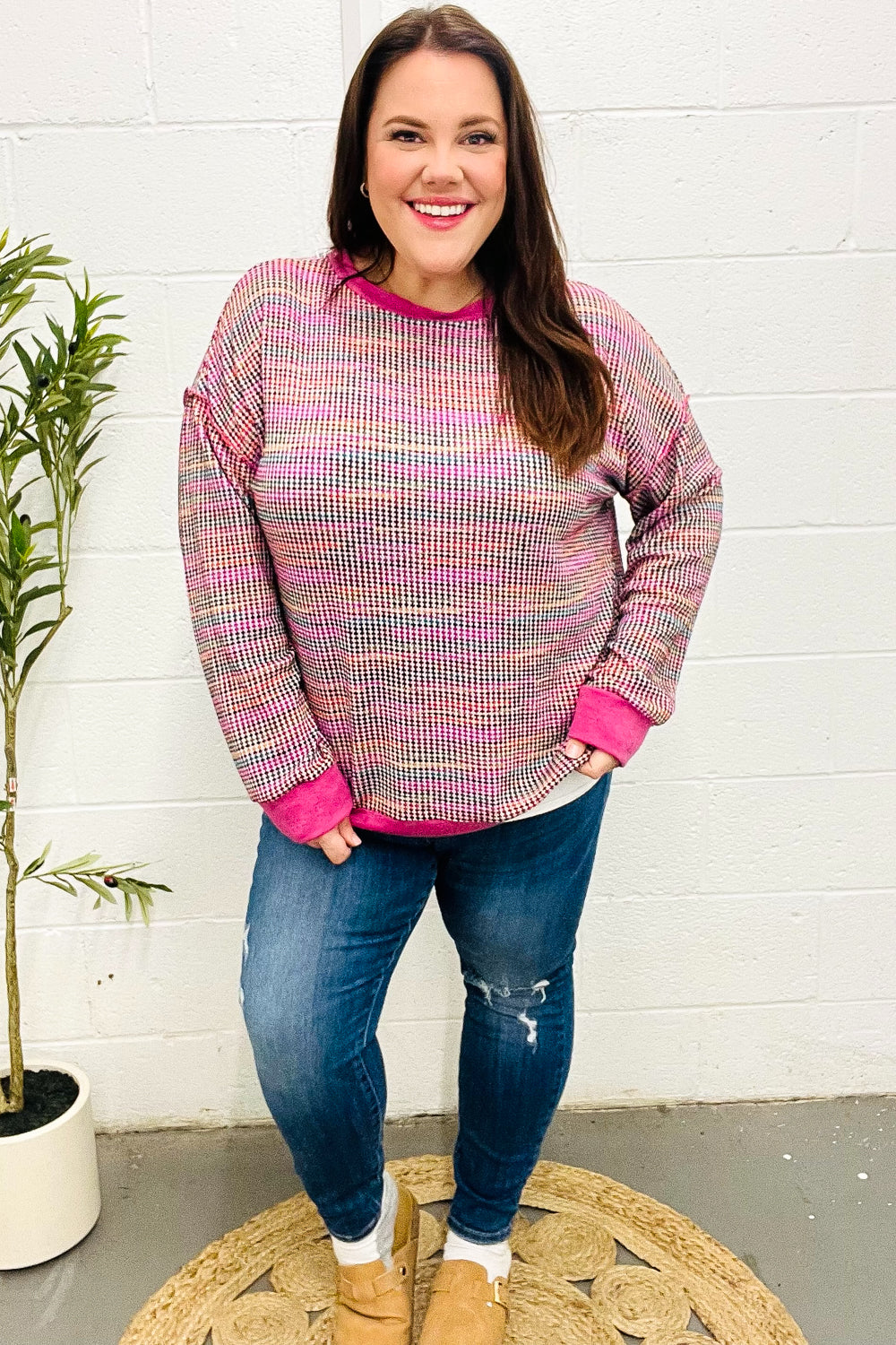 Olivia® | Bring Joy Magenta Mehrfarbiger strukturierter Waffelstrickpullover