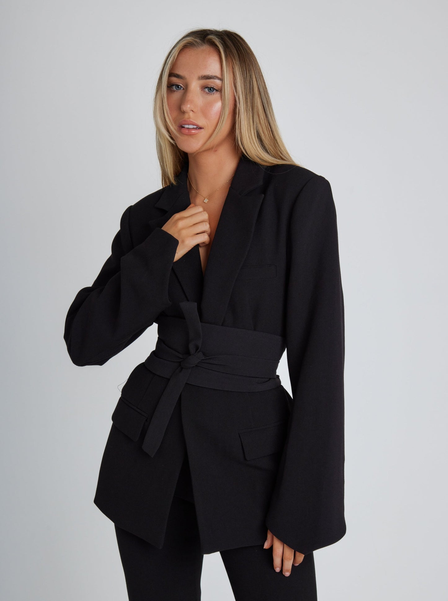 Ainhoa® | Der Essential-Blazer