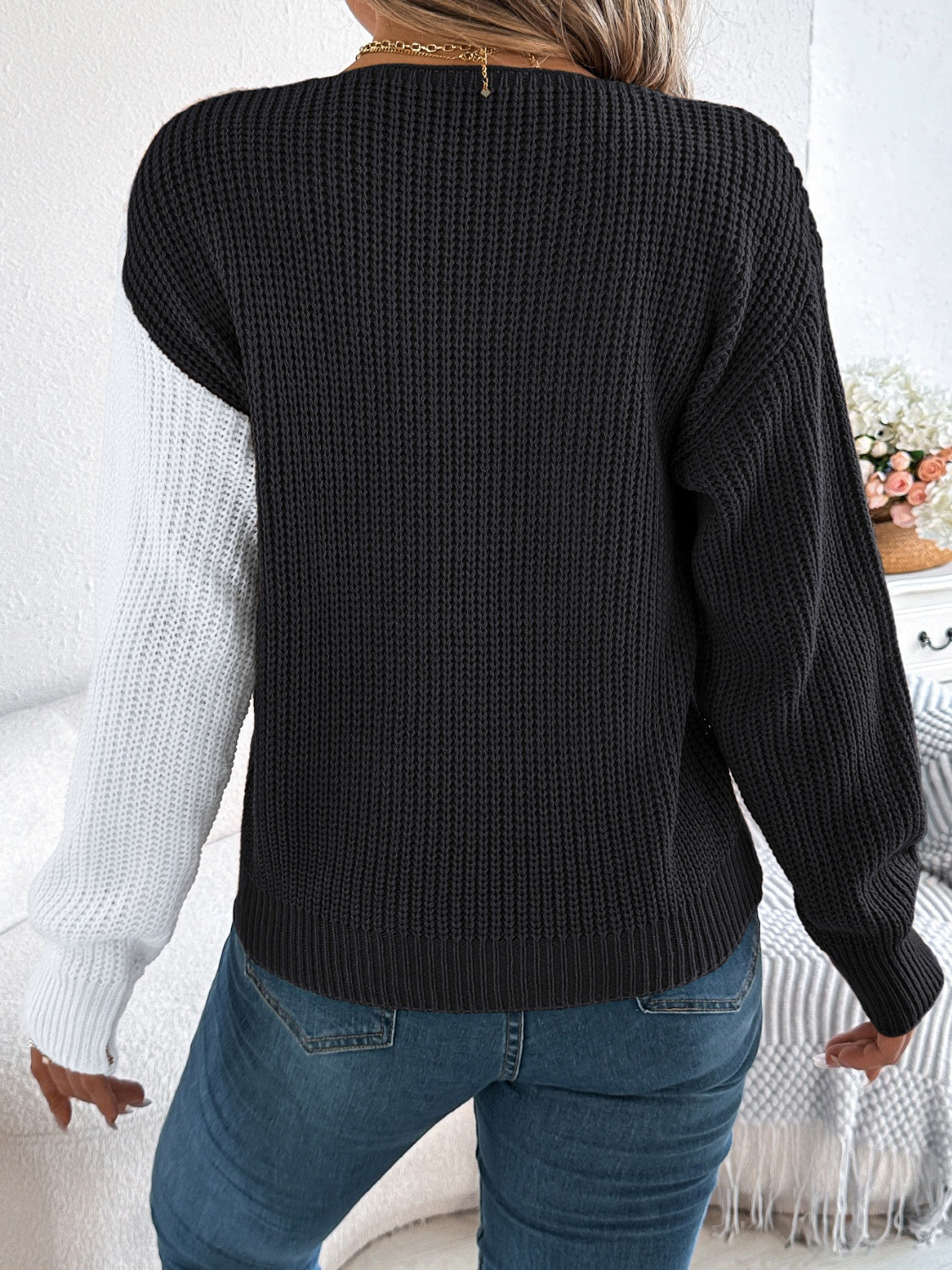 Ornella® | Zweifarbiger Langarmpullover mit V-Ausschnitt