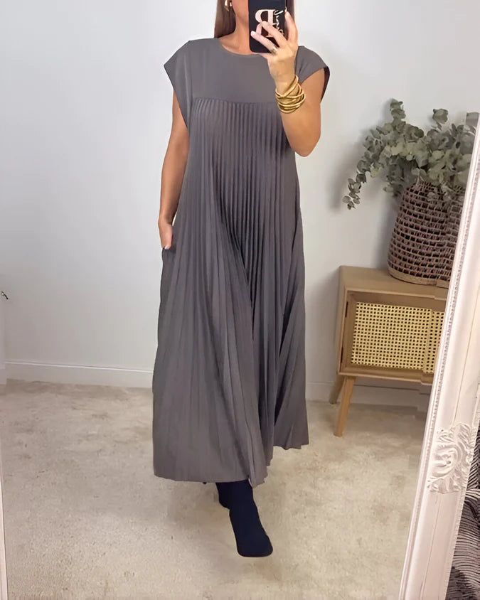 Ärmelloses plissiertes Kleid für Damen