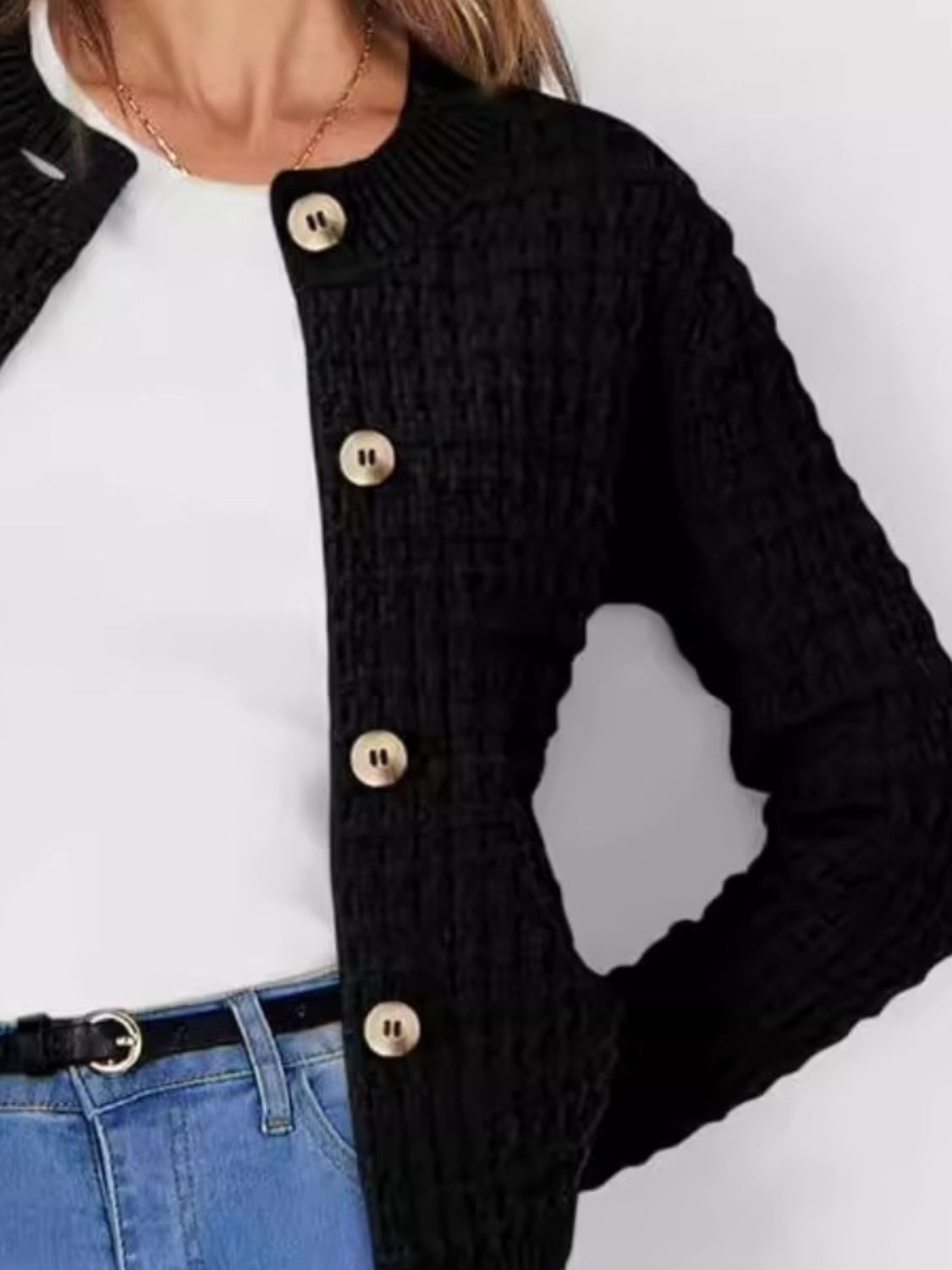 Adele® | Geknöpfter, langärmliger Cardigan mit Rundhalsausschnitt